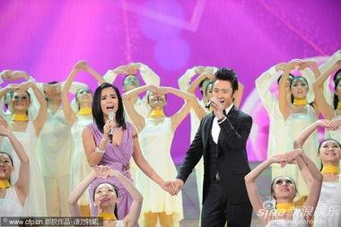 爱的奉献在线播放观看,温情演绎，感人至深的在线播放之旅