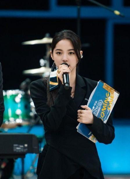 明星当导师,明星导演的跨界传奇