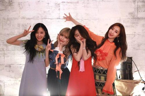 恋花女av,一场禁忌的春色之旅